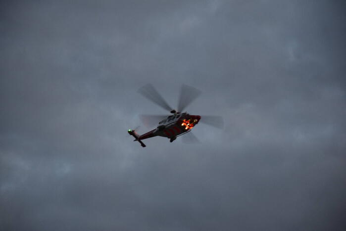 Grote zoekactie na melding voertuig te water bij Oosterscheldekering