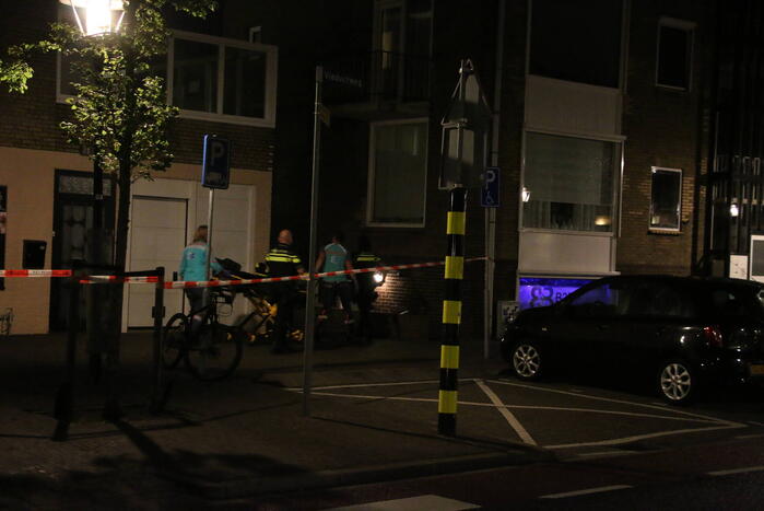 Twee gewonde na steekincident in woning, ook 20-jarige verdachte gewond