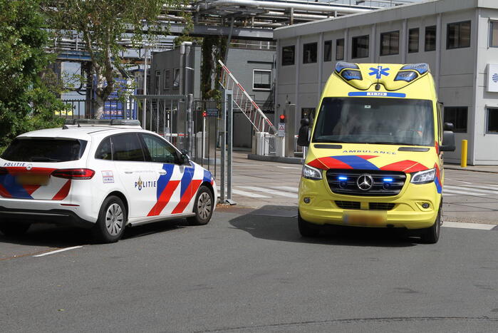 Persoon valt van hoogte en raakt zwaargewond