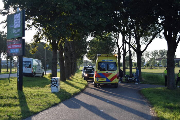 Ongeval met scooterrijder op fietspad