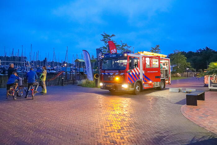 Brand op pleziervaartuig