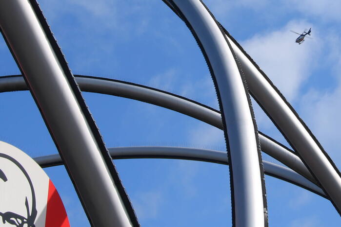 Politiehelikopter zoek naar overvaller KFC