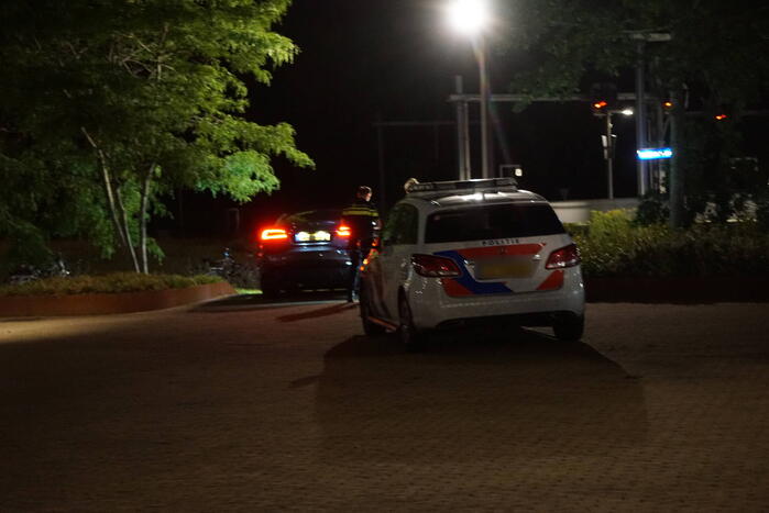 Dronken bestuurder rijdt van trap af