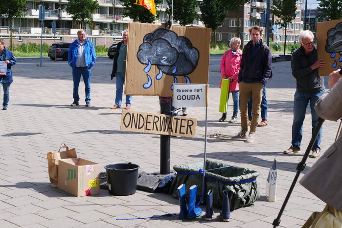 Luchtalarm is klimaatalarm Extinction Rebellion