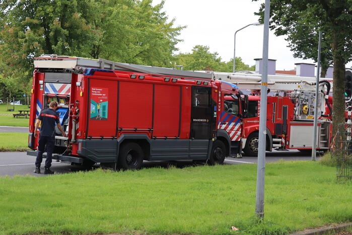 Brandweer ontdekt brand in blad- en snoeikorf