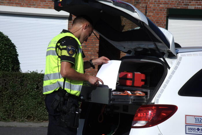 Wielrenner gewond bij botsing tegen auto