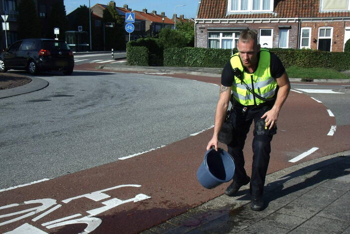 Wielrenner gewond bij botsing tegen auto