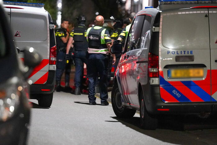 Meerdere aanhoudingen na inval in flatwoning