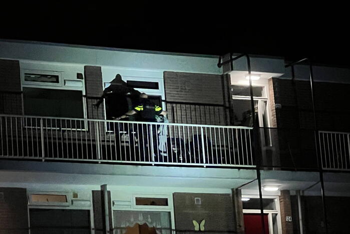 Meerdere aanhoudingen na inval in flatwoning