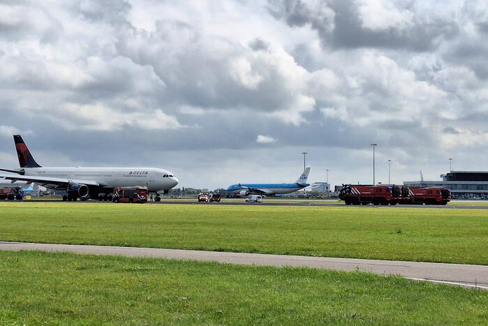 Grote brandweerinzet voor vliegtuig