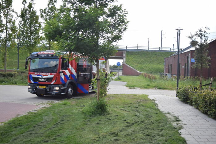 Brandend piepschuim ontdekt onder tunnel