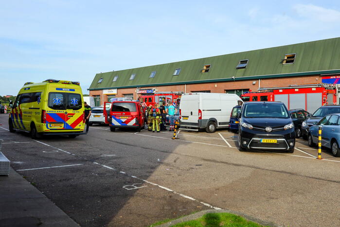 Brandweer voorkomt flinke brand in garagebedrijf