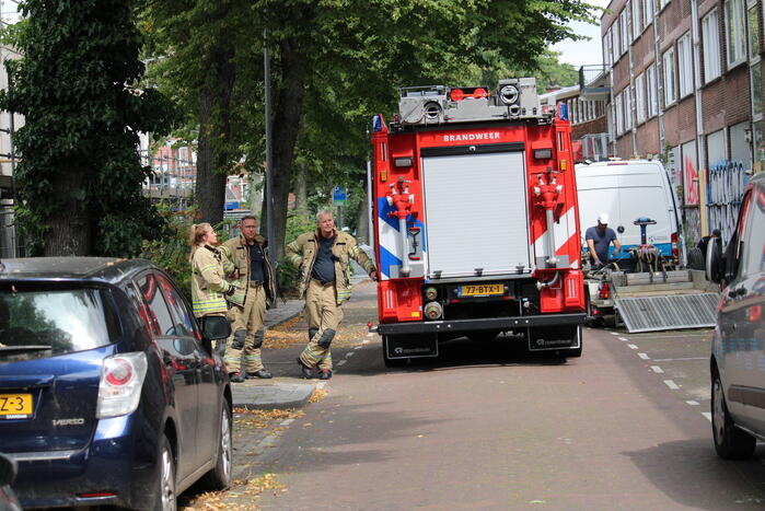 Brandweer doet onderzoek naar gaslucht