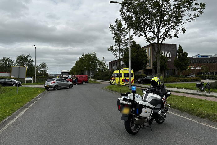 Schade na botsing op kruising