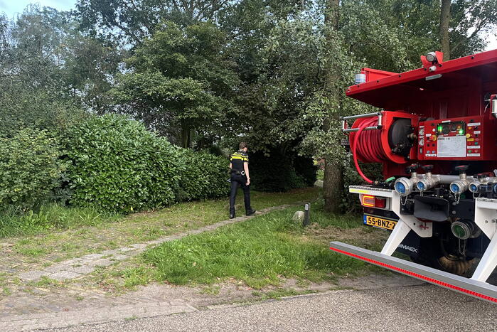 Brand in tuin snel onder controle