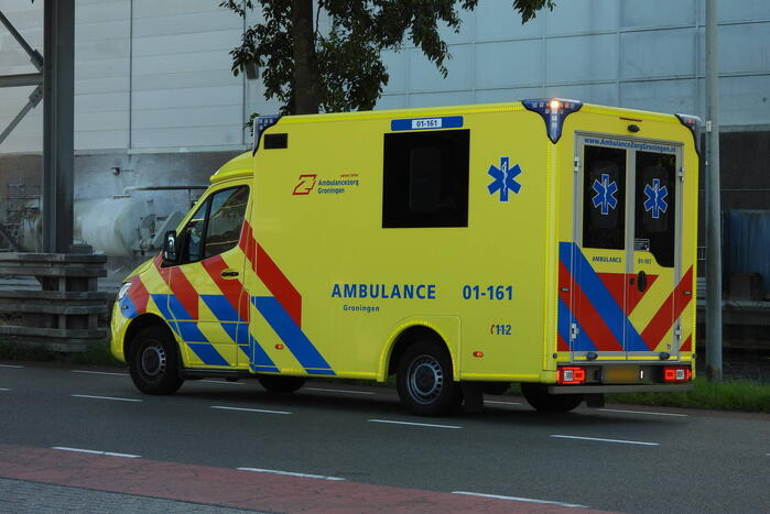 Voetganger gewond bij botsing met auto