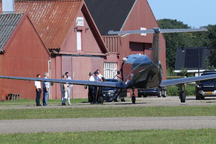Van der Poel met privévliegtuig aangekomen