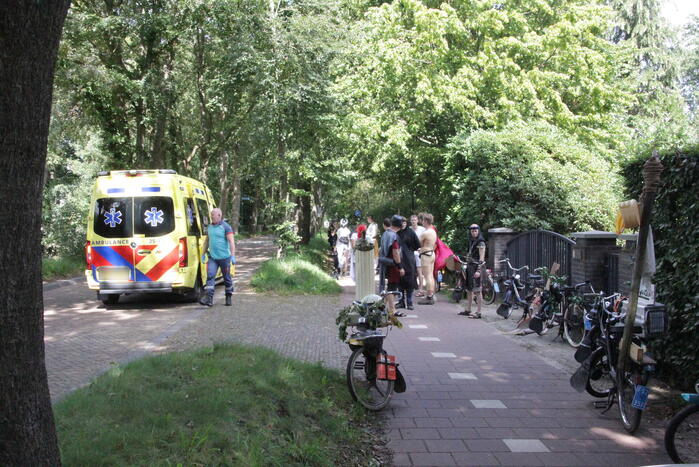 Scooterrijder op de vlucht na botsing met Solex