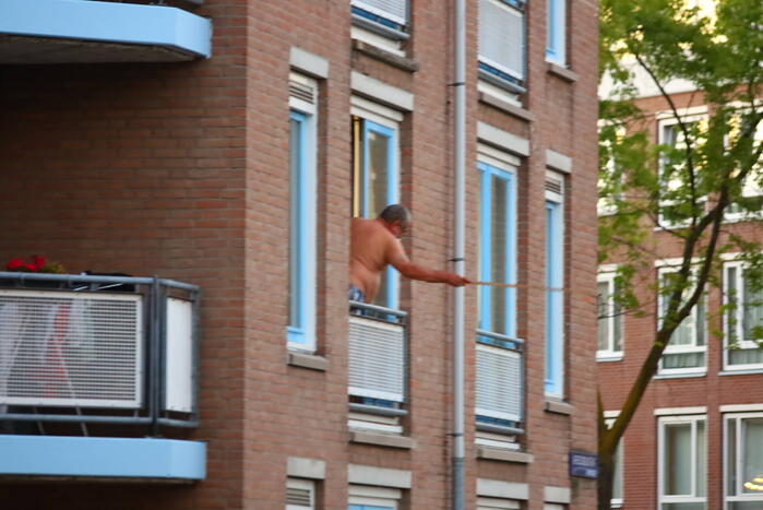 Straat afgezet vanwege steekpartij