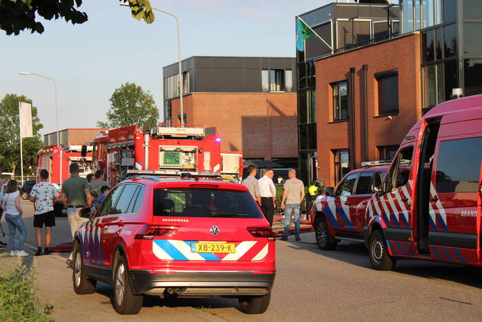 Grote brand bij autogarage