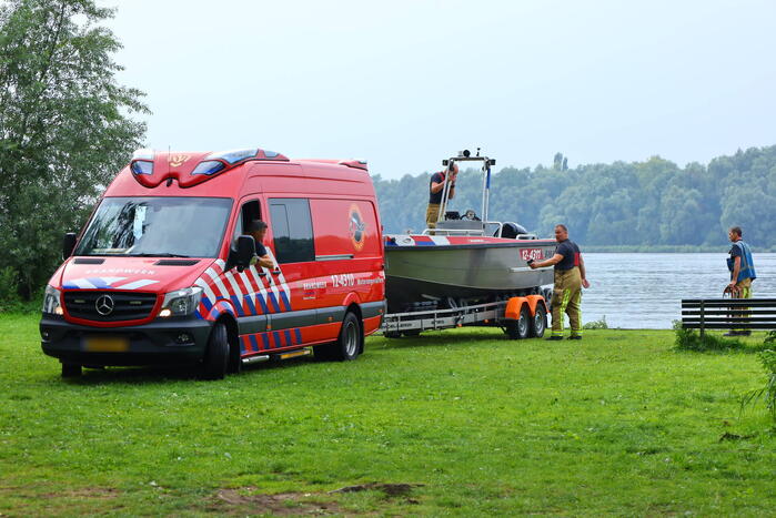 Grootschalige zoektocht naar drenkeling