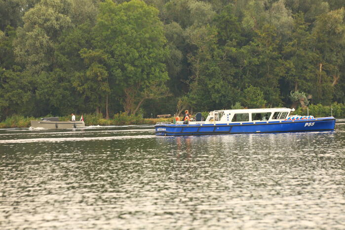 Politie zoekt met sonar naar drenkeling