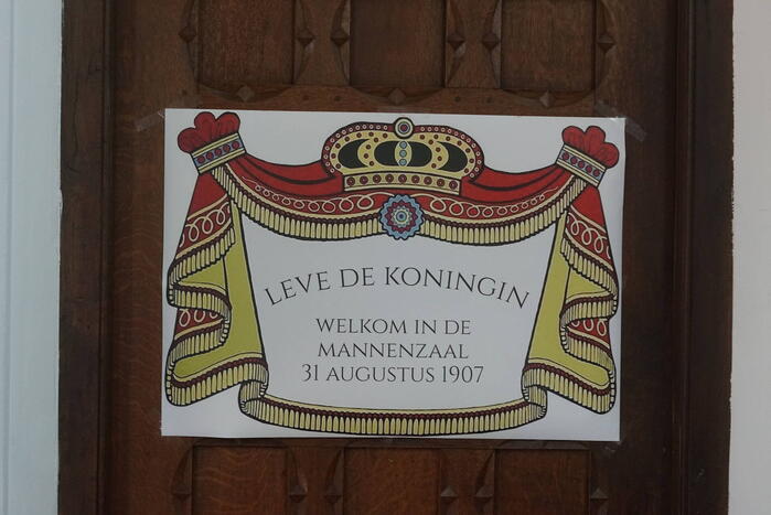 Verjaardag van koningin Wilhelmina wordt gevierd