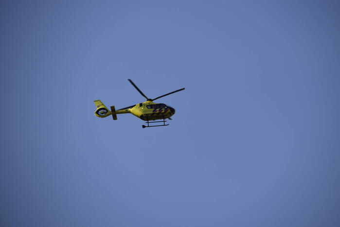 Persoon ernstig gewond na val van hoogte