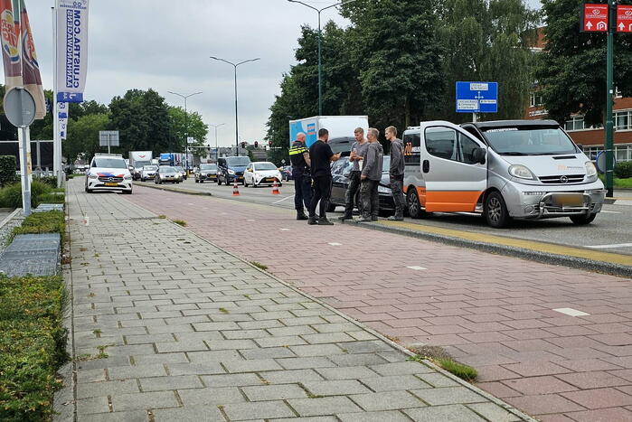 Kop-staartbotsing voor verkeerslicht