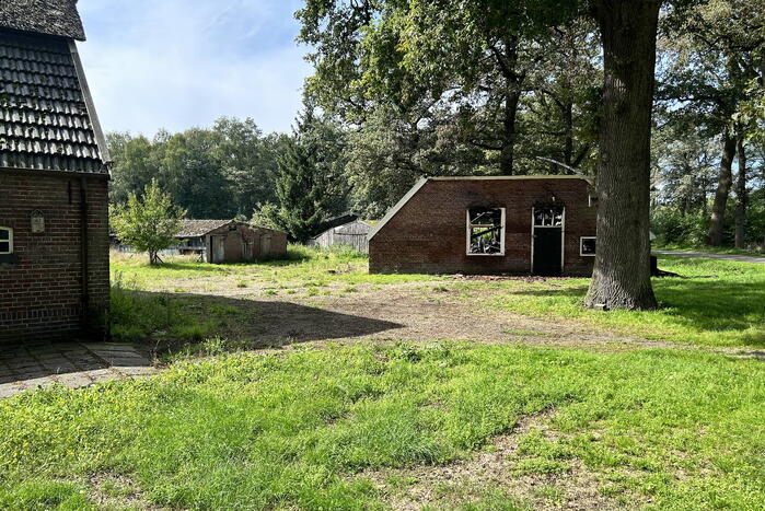 Schuur verwoest door brand