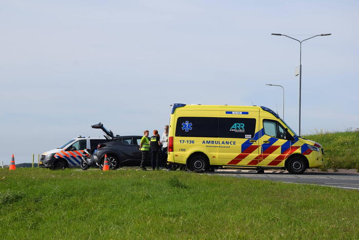 Motorrijder gewond bij ongeval op rotonde