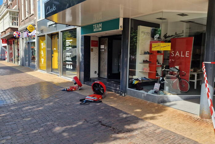 Telefoon vat vlam in kapsalon