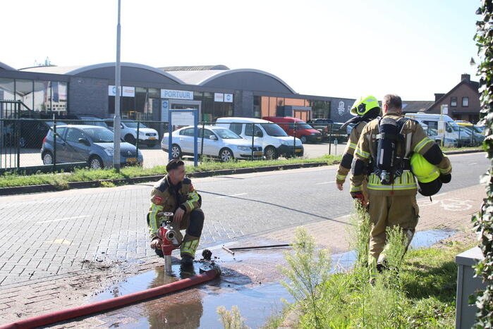 Flinke brand in garagebox