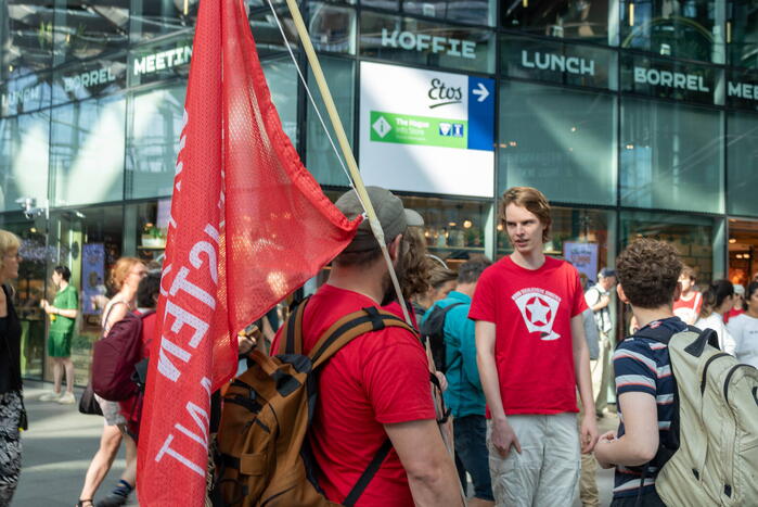 XR-demonstranten verzamelen zich voor nieuwe grote demonstratie