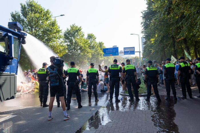 XR-demonstranten verzamelen zich voor nieuwe grote demonstratie