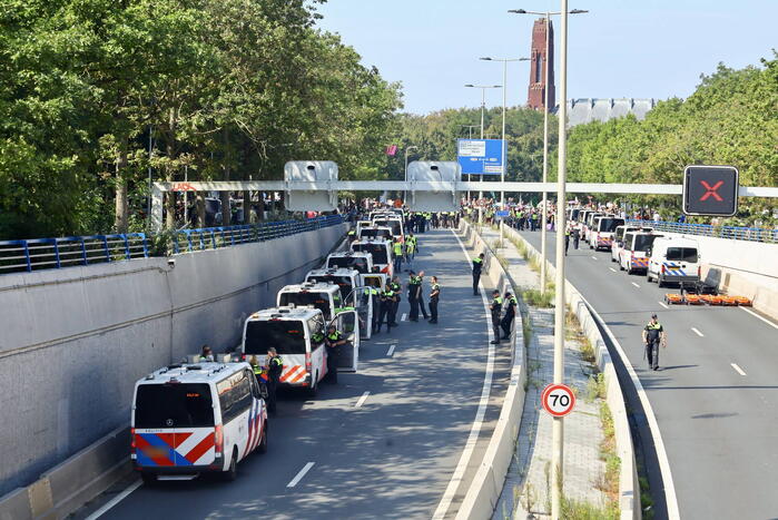 XR-demonstranten verzamelen zich voor nieuwe grote demonstratie