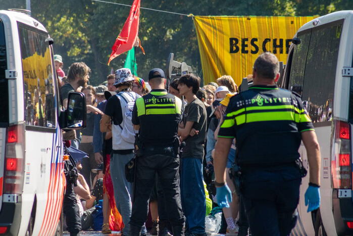 XR-demonstranten verzamelen zich voor nieuwe grote demonstratie