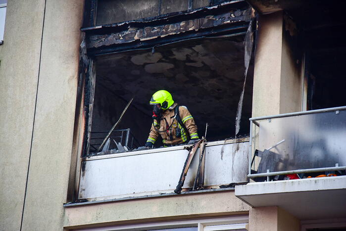 Twee flatwoningen volledig uitgebrand