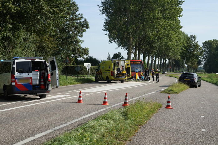 Tiener overleden na botsing lijnbus