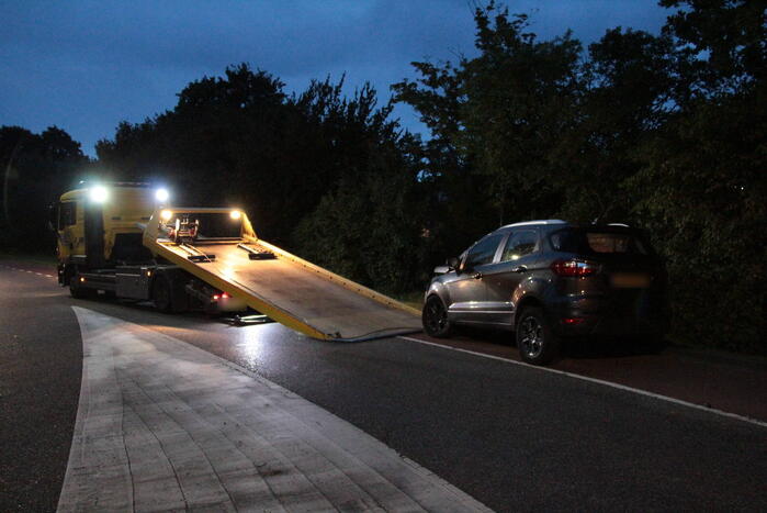 Vier gewonden bij botsing tussen auto en fietser