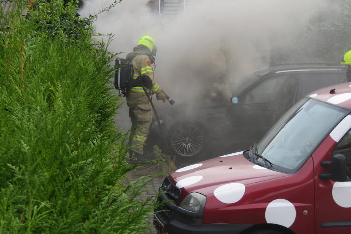 Auto flink beschadigd door brand