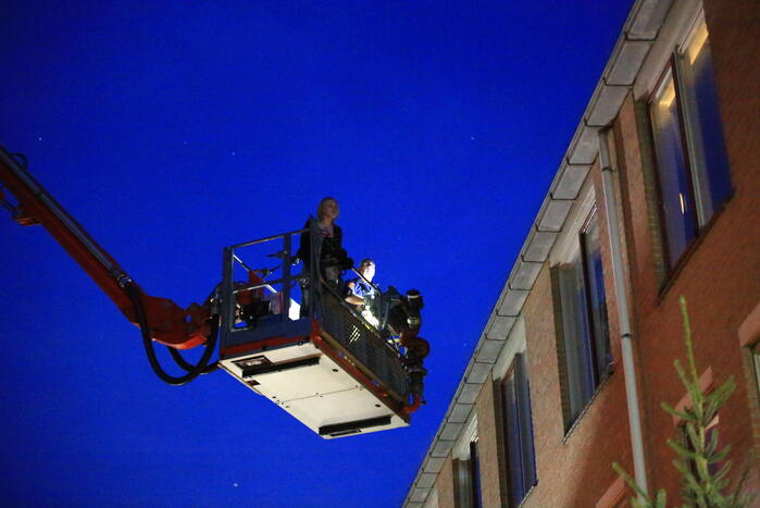 Kat vast op dak flat