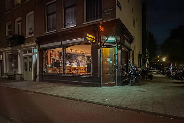Politie onderzoekt overval op coffeeshop