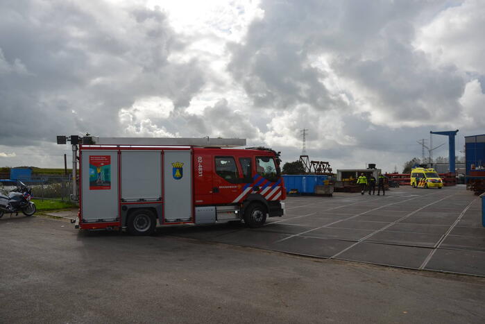 Persoon uit water gered