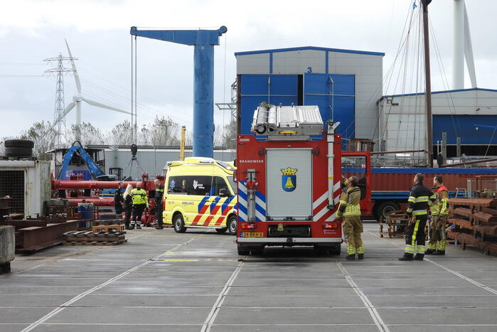 Persoon uit water gered