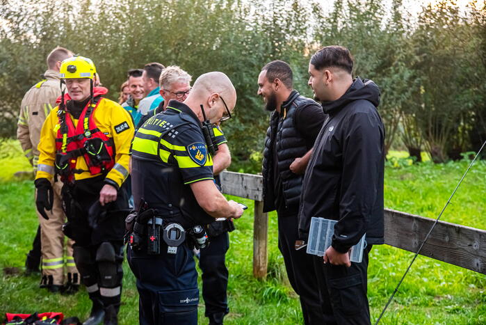 Brandweer haalt drie vissers van eilandje