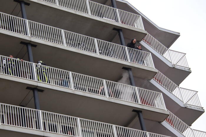 Brandweer ingezet voor rookontwikkeling van bbq op balkon