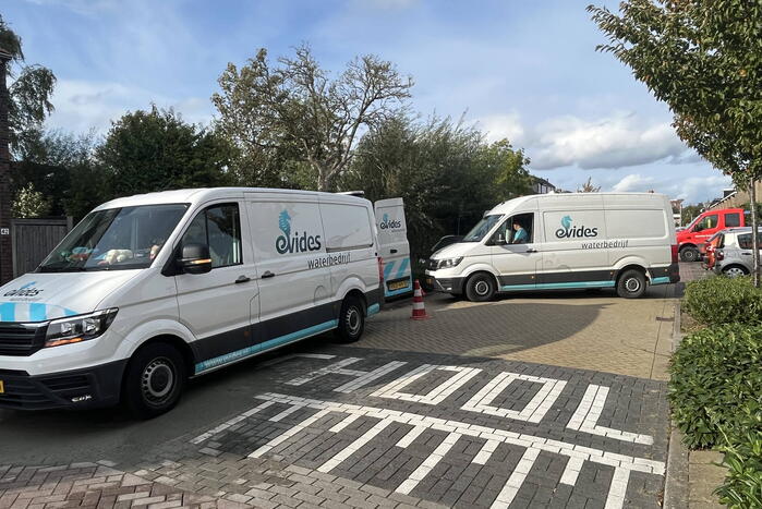 Waterlekkage door breuk in leiding