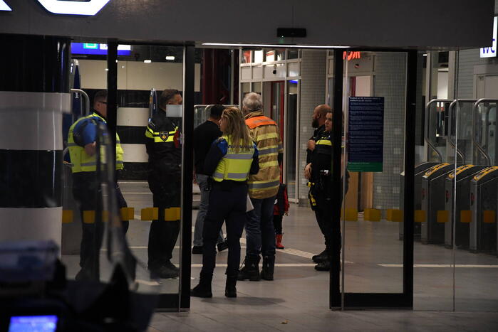 Inzet hulpdiensten voor incident in station