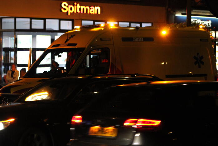 Fietser gewond bij botsing met auto